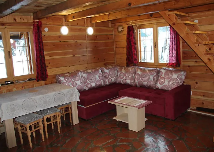 Tornik بيت خشبي