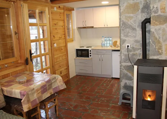 Tornik بيت خشبي