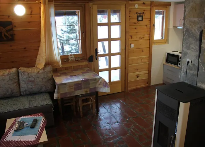 بيت خشبي Tornik *