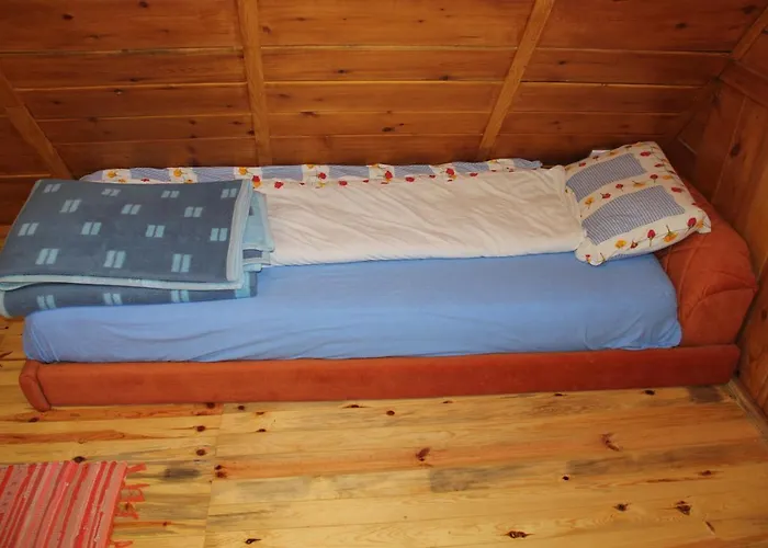 Tornik بيت خشبي